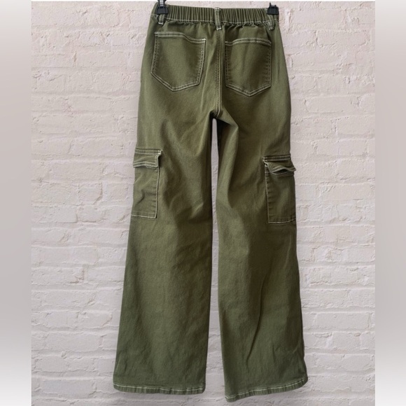 Forever 21 Honey Peach Twill Cargo Straight Leg Pants Cypress Green Sz XS - Picture 8 of 10